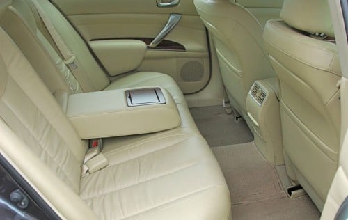 The Japanese D-segment trinity shootout: Honda Accord vs Nissan Teana vs Toyota Camry