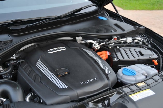 Driven_AudiA6Hybrid_39