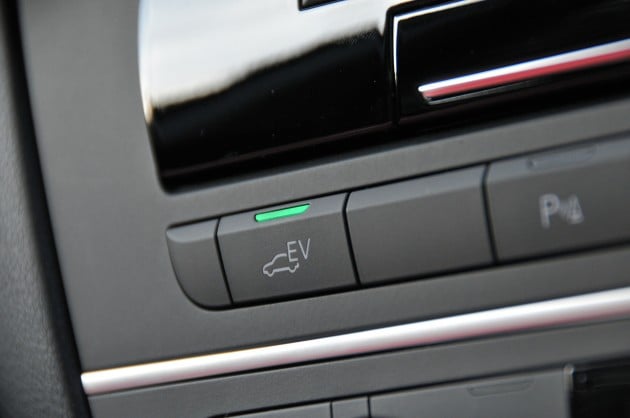 Driven_AudiA6Hybrid_59