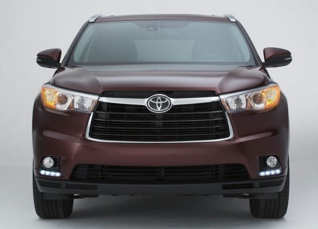 2014 Toyota Highlander-02