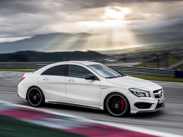 Mercedes_CLA45AMG_leaked_07