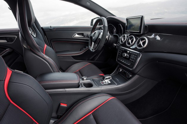 Mercedes_CLA_45_AMG_001