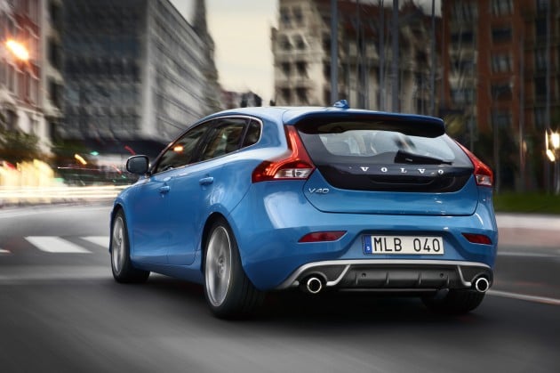 VolvoV40_03