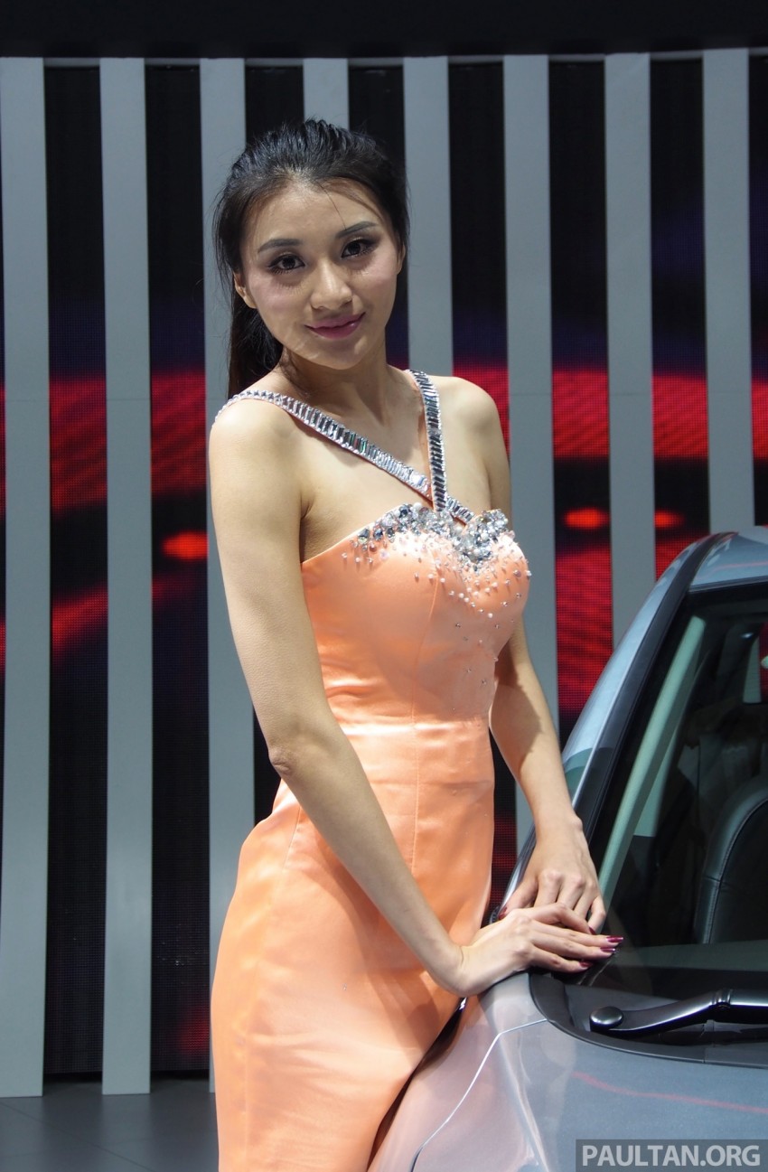 Mysterious ladies of Shanghai 2013 end our coverage 170203