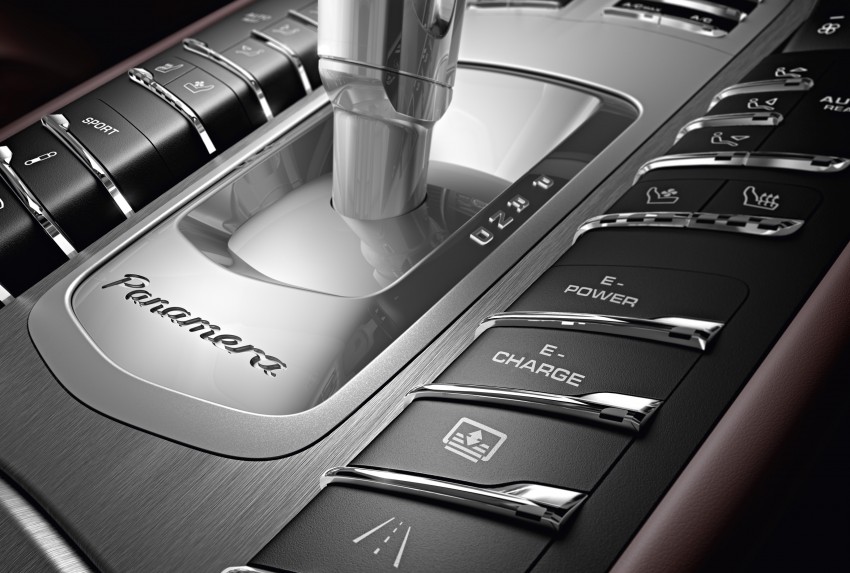 Porsche Panamera – the facelift breaks cover 166297