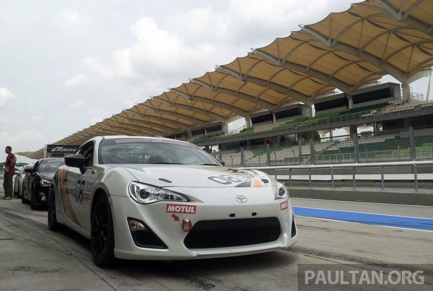 Toyota 86 – Sepang trackday in a stripped M/T racer 183546