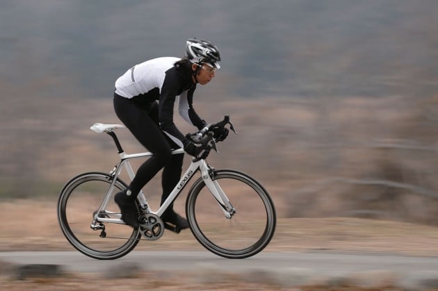 Parents, stop kids racing <em>basikal lajak</em> on highways