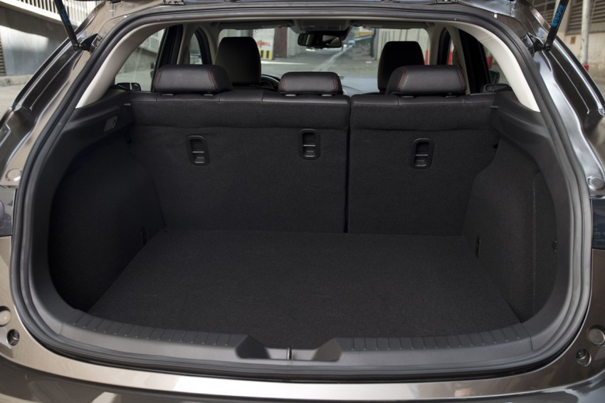 2014 Mazda 3 Hatchback – mega gallery from the USA 186311