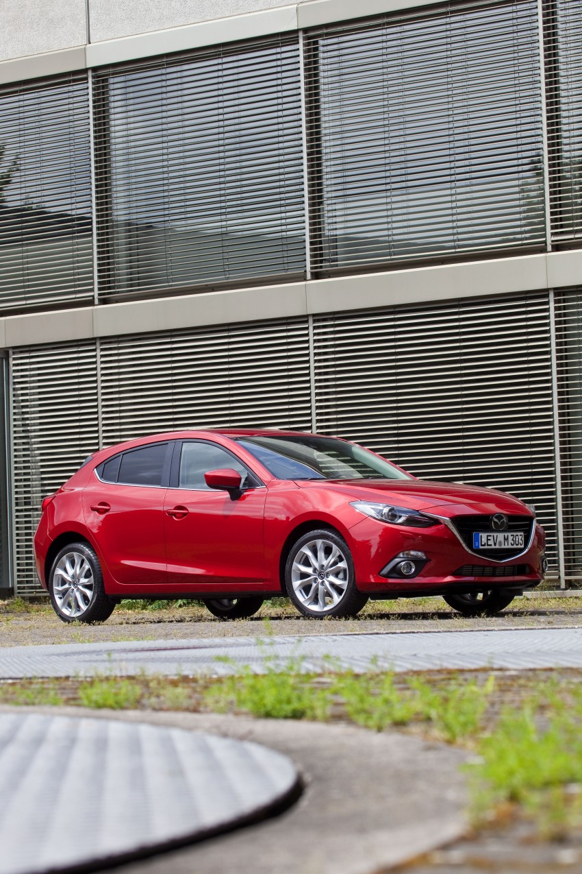 2014 Mazda 3 Sedan and Hatchback Mega Gallery 186932