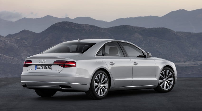 Audi A8 facelift unveiled, to debut at Frankfurt 2013 194092