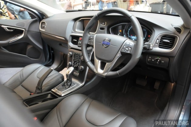 Volvo_V40_Malaysia_Live_014