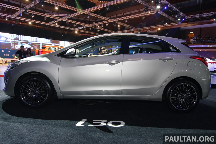 Hyundai i30 hatchback and Veloster Turbo previewed at KLIMS13, both launching in 2014 212604