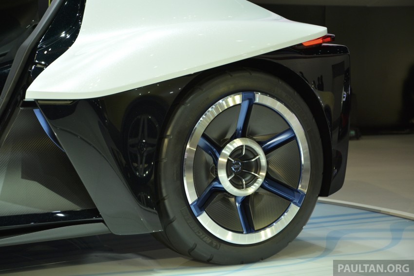Tokyo 2013: Nissan BladeGlider – set to soar, one day 214401