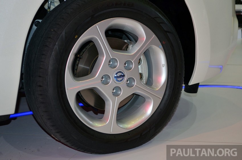 Nissan Leaf launched at KLIMS13, EV goes for RM169k 209755