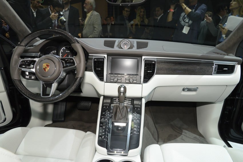 Porsche Macan SUV unveiled in LA with up to 400 hp 212496