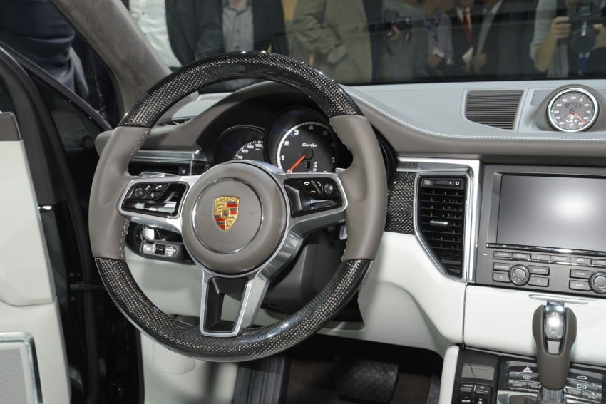 Porsche Macan SUV unveiled in LA with up to 400 hp 212497