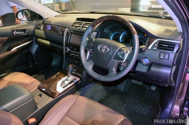 toyota-camry-hybrid-klims 088