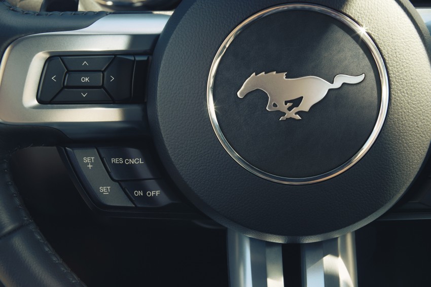 Sixth-generation Ford Mustang: first details on 2.3L Ecoboost inline-4 and 5.0L V8 engines 215856