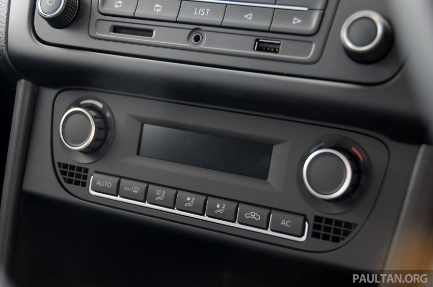 GALLERY: Showroom pics of the CKD VW Polo Hatch 224504