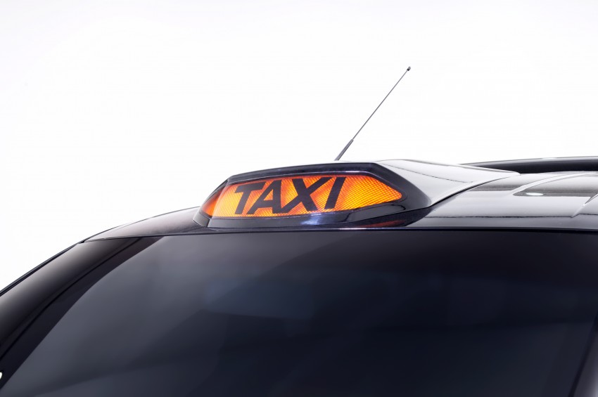 Nissan NV200 Taxi for London unveiled with new face 220476