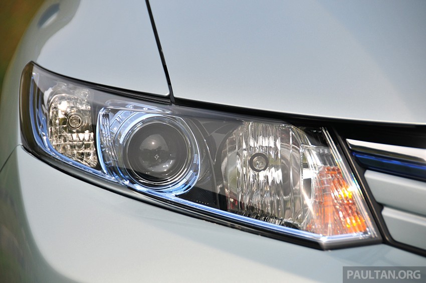 2014 Honda Civic facelift unveiled for the Thai market 236704