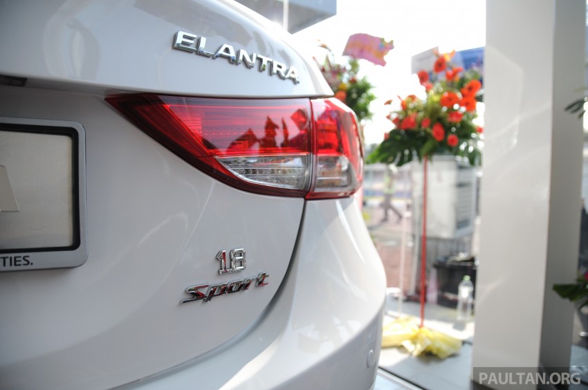 GALLERY: Hyundai Sports Series and new Starex MPV 237696