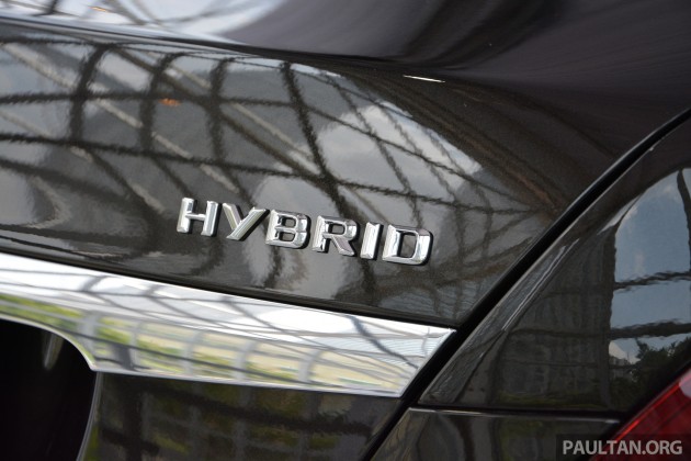 W222_Mercedes-Benz_S_400_Hybrid_079