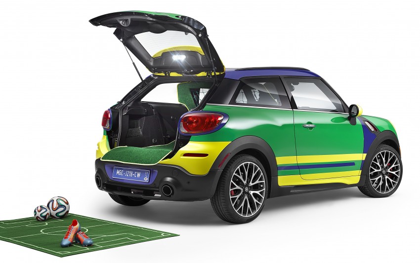MINI Paceman GoalCooper – score big with this one 238665