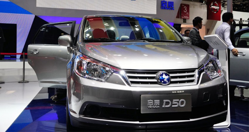 Venucia R30 debuts in Beijing – March gets nose job 245116