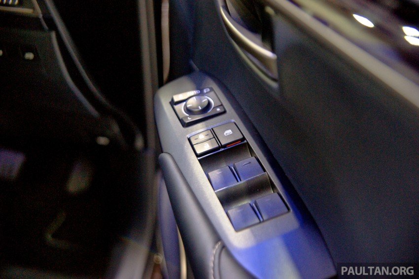 Lexus NX 300h on display at IGEM 2014 in KLCC 281016