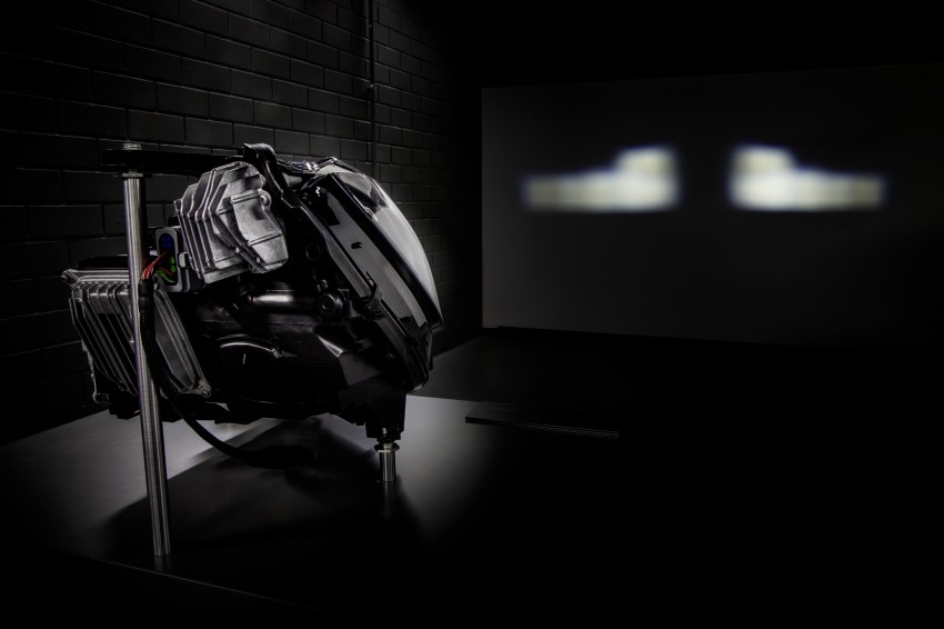 Mercedes-Benz unveils 84-LED Multibeam headlight 288386