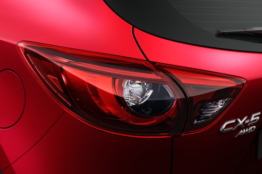 Mazda CX-5 facelift appears at LA with minor upgrades 289635