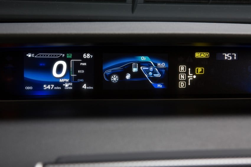 Toyota Mirai fuel cell vehicle officially revealed; touts a range of 483 km, available in second quarter of 2015 288809