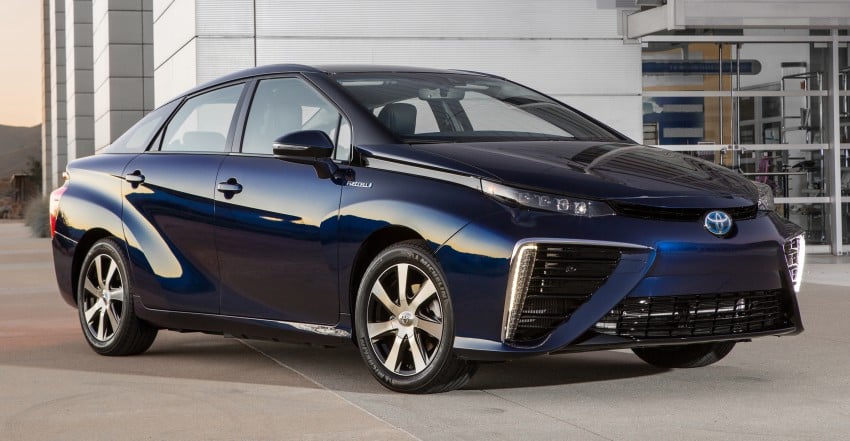 Toyota Mirai fuel cell vehicle officially revealed; touts a range of 483 km, available in second quarter of 2015 288803