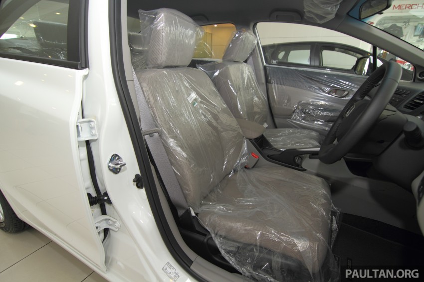 GALLERY: 2014 Honda Civic 1.8S facelift in showroom 288317