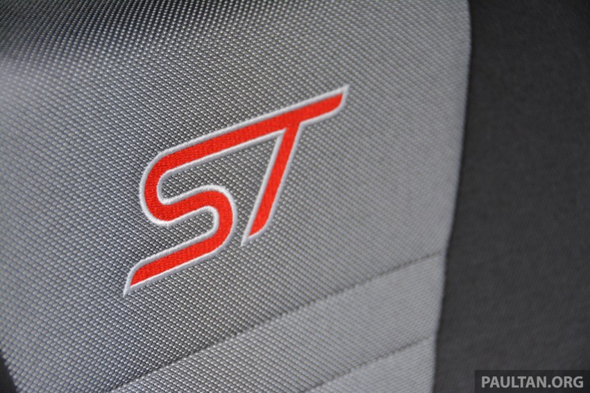GALLERY: Ford Fiesta ST and Focus ST compared 298397