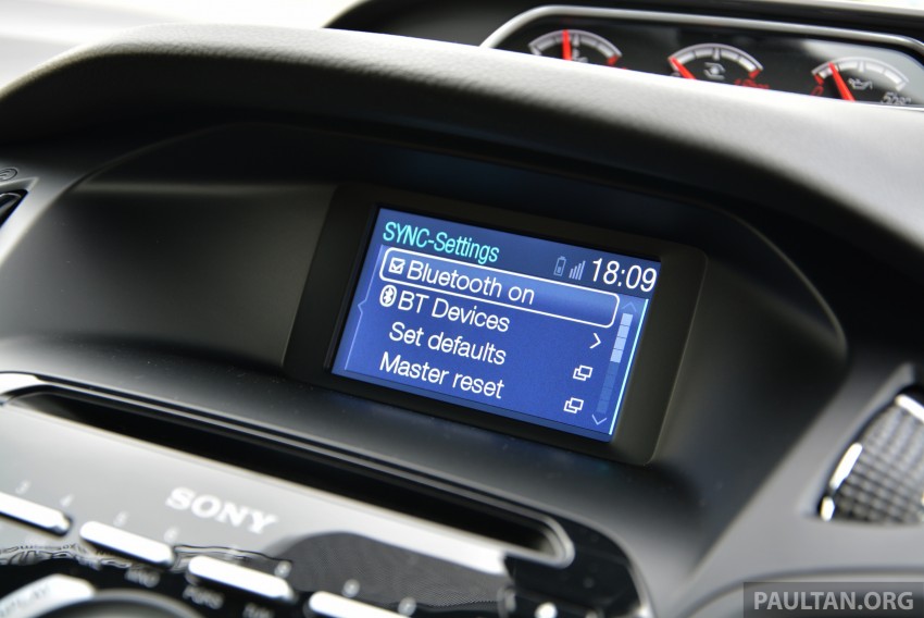 GALLERY: Ford Fiesta ST and Focus ST compared 298358