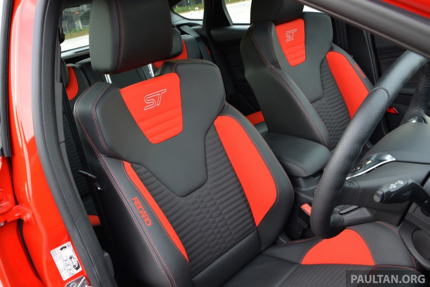 GALLERY: Ford Fiesta ST and Focus ST compared 298375