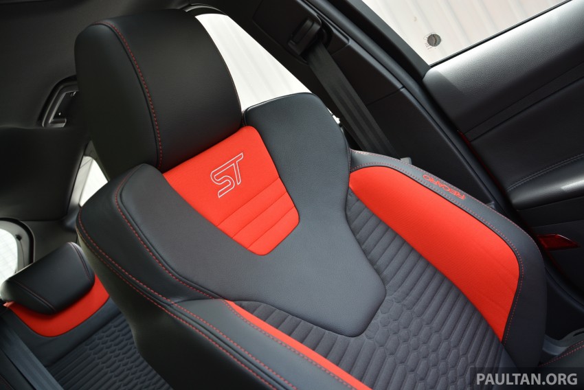 GALLERY: Ford Fiesta ST and Focus ST compared 298355