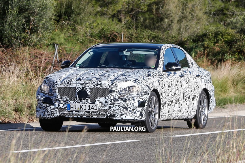 SPYSHOTS: Next-generation W213 Mercedes-Benz E-Class – a baby S-Class on the inside? 293311