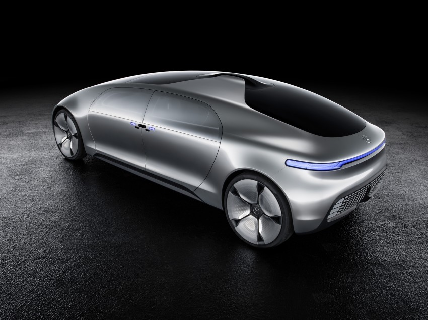 Mercedes-Benz F 015 Luxury in Motion debuts at CES 300855