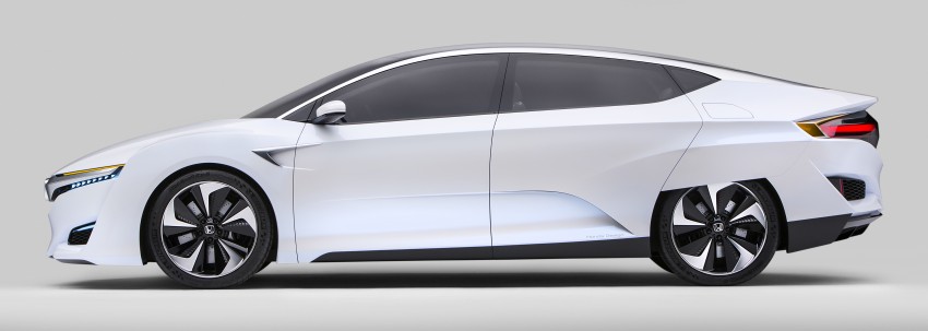 Honda FCV concept makes its North American debut 303275