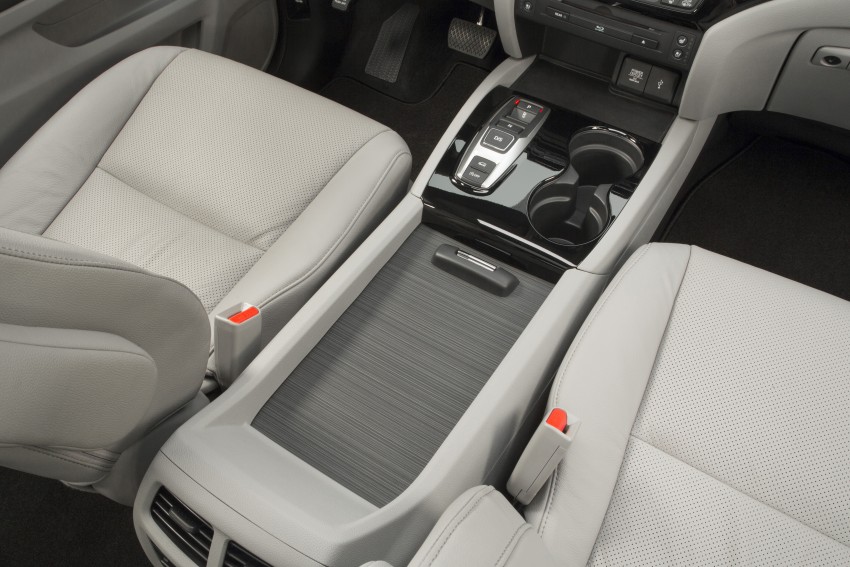 GALLERY: 2016 Honda Pilot unveiled in Chicago 311335