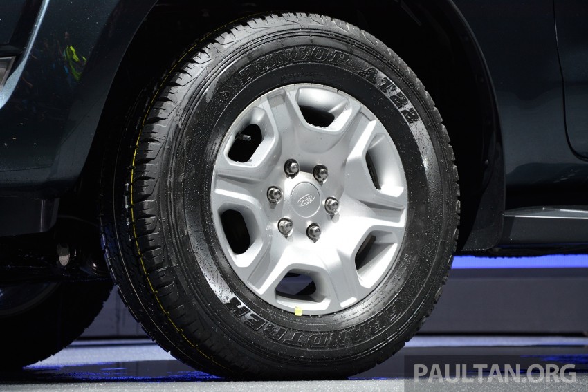 2015 Ford Ranger makes world debut in Thailand 320432
