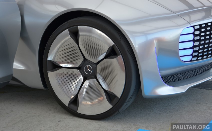 DRIVEN: Mercedes-Benz F 015 Luxury In Motion in SF 322128