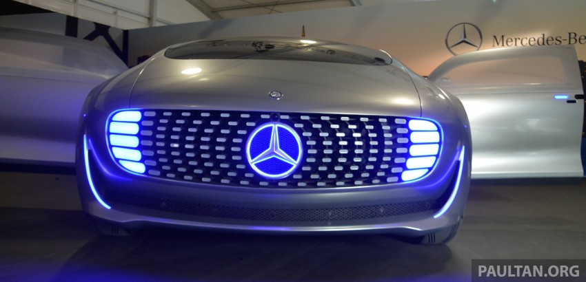 DRIVEN: Mercedes-Benz F 015 Luxury In Motion in SF 322083