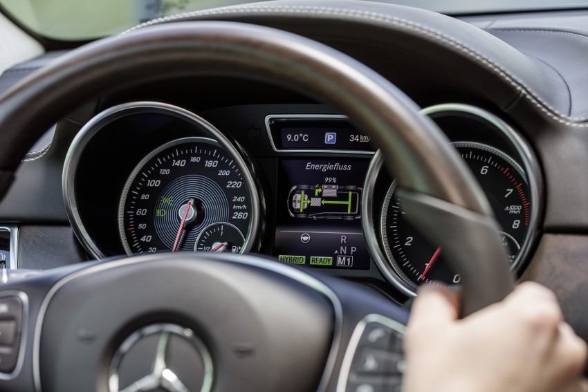 Mercedes-Benz GLE-Class unveiled – former M-Class gets new tech, updated engines, plug-in hybrid model 321601