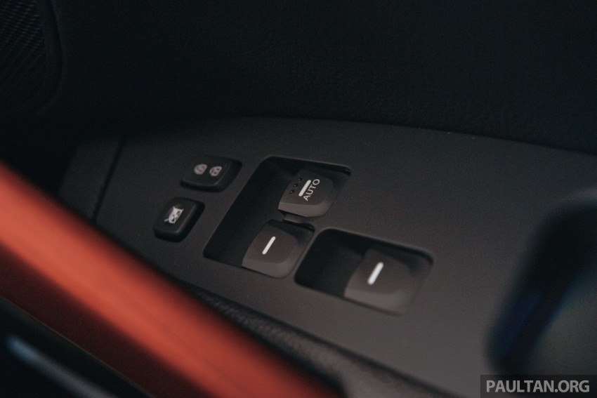 Hyundai Veloster Turbo launched in Malaysia, RM148k 329426