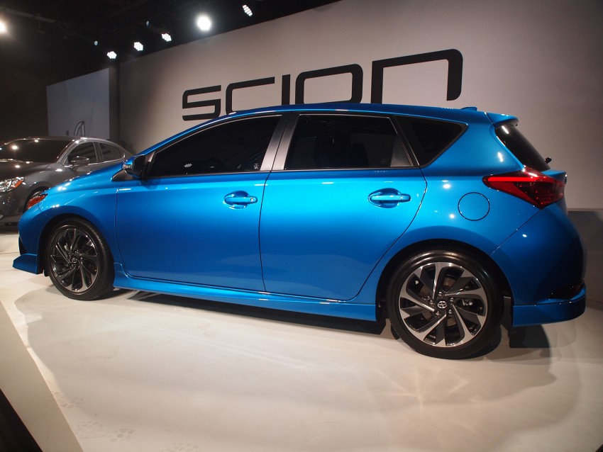 2016 Scion iM – Toyota Auris hatchback for the USA 325510