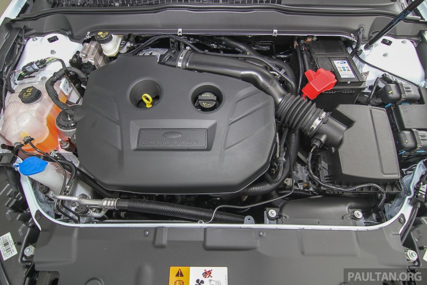 GALLERY: 2015 Ford Mondeo in the showroom 337400